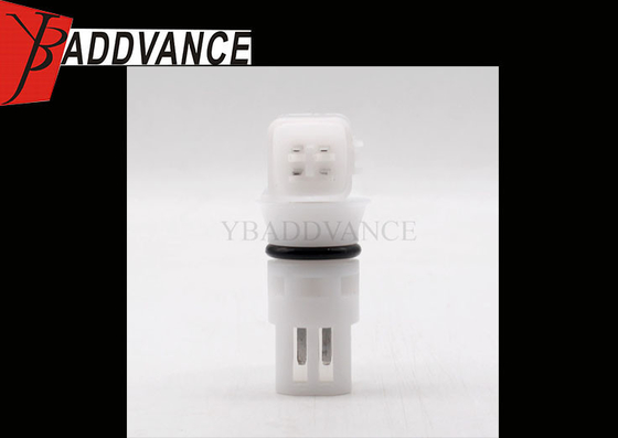 White 4 Pin Walbro Electric Automotive Inflatable Mitsubishi Fuel Pump Connector