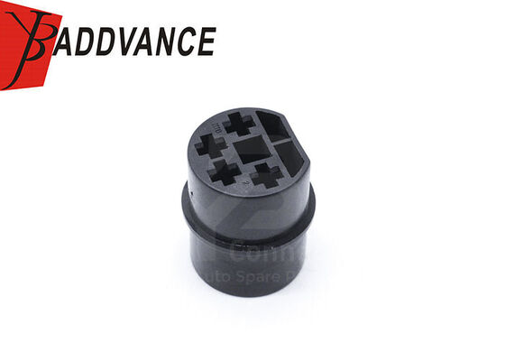 DJ7047YA-3.5-21 Female 4 Pin 3.5 mm Nylon Mileage Speed Sensor Connector For Automotive