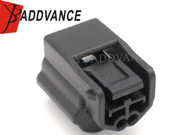 2 Way Female Automotive Electrical Connectors RH 0.64mm (025) Series 7283-8851-30