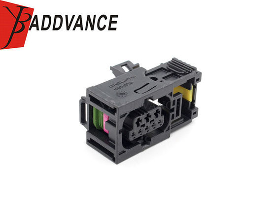  8 Pin Female Waterproof Automotive Connectors Housing New Design