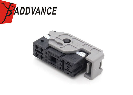 TE AMP 26 Pin Female Auto Connector For Japanese Car